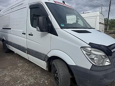 металом: Mercedes-Benz Sprinter — грузовой фургон большого объёма — 6