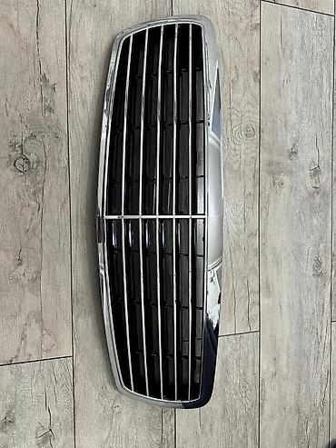 sl 55: Решетка радиатора Mercedes-Benz 2002 г., Б/у, Оригинал — 1
