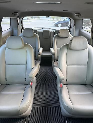 Kia: Kia Carnival: 2018 г., 2.2 л, Автомат, Бензин, Минивэн — 7