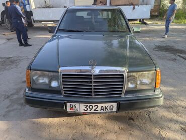 Mercedes-Benz: Mercedes-Benz W124: 1992 г., 2 л, Механика, Бензин, Седан