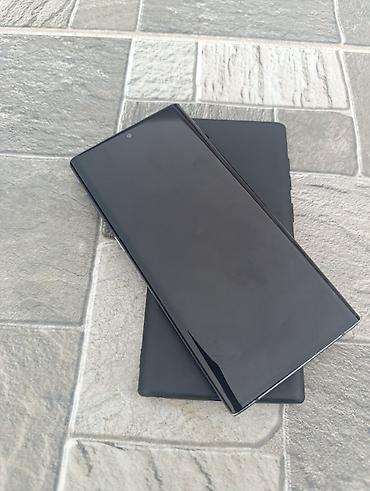 Мобильные телефоны: Samsung Note 10, 256 ГБ, цвет - Черный, Две SIM карты — 3