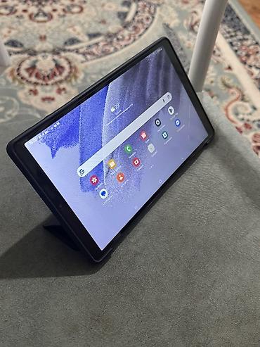 Планшеты: Планшет, Samsung, память 32 ГБ, 8" - 9", Wi-Fi, Б/у, Классический цвет - Черный — 2