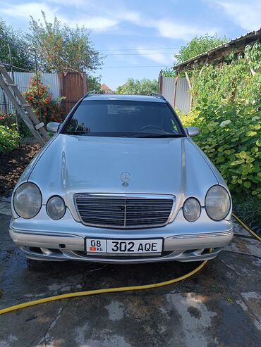 мерседец вито: Универсал Mercedes-Benz E-класса в кузове W210 серебристого цвета