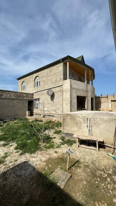 Həyət evləri və villaların satışı: 5 otaqlı, 220 kv. m, Yeni təmirli — 2