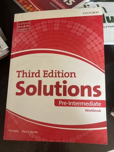 third edition solutions: Книга «Solutions» Third Edition Pre-Intermediate Workbook от Oxford