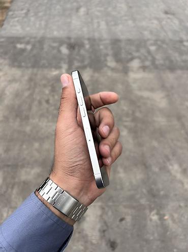 iphone en ucuz telefon: IPhone 15 Pro, 128 GB, White Titanium, Face ID, Zəmanət, Simsiz şarj — 5