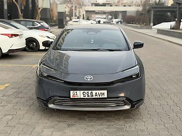 Toyota: Toyota Prius: 2023 г., 2 л, Автомат, Гибрид, Хэтчбэк — 2