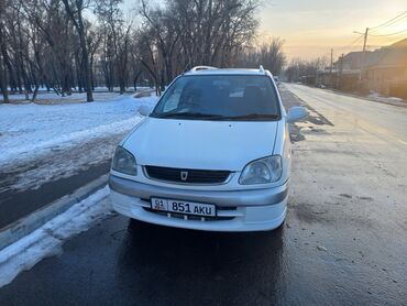 Toyota: Toyota Raum: 2000 г., 1.5 л, Автомат, Бензин, Универсал