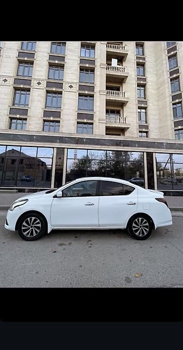 devo matiz: Nissan Versa: 2016 г., 1.6 л, Автомат — 4