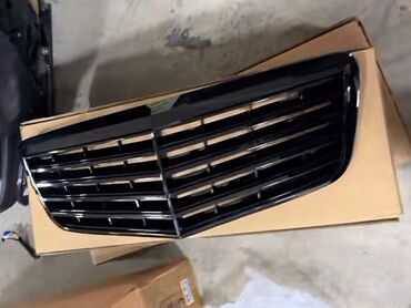 Внешние аксессуары: W211 uchun qara reng radiator barmaqligi, sonradan renglenme deyil