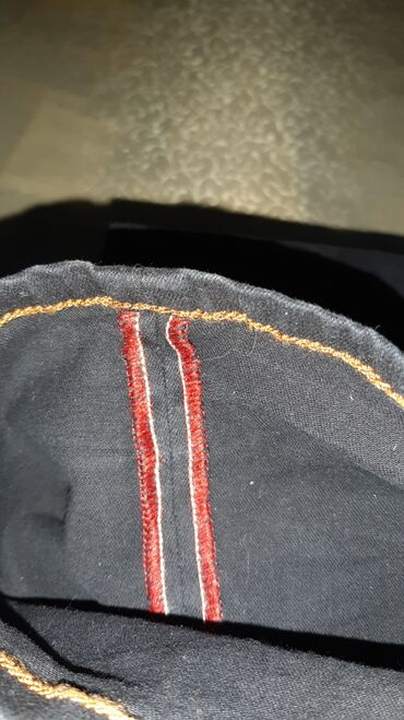 Şalvarlar: "Blue de Gênes" brendinin orijinal cins şalvarı. Saytdakı tam adı — 6