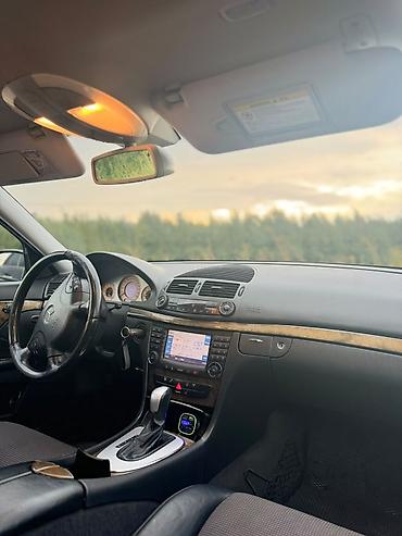 Mercedes-Benz: Mercedes-Benz E-Class: 2004 г., Седан — 12