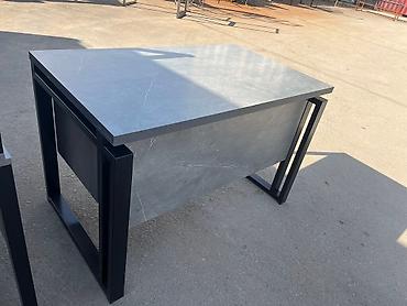 Другая мебель: Офисные столы в наличии недорого — 16