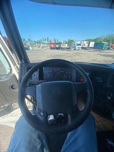 Volvo: Volvo : 2012 г. — 4