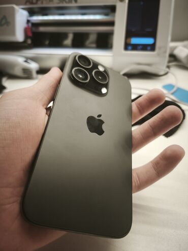 IPhone 15 Pro, 128 GB, Black Titanium, Zəmanət, Barmaq izi, Simsiz şarj