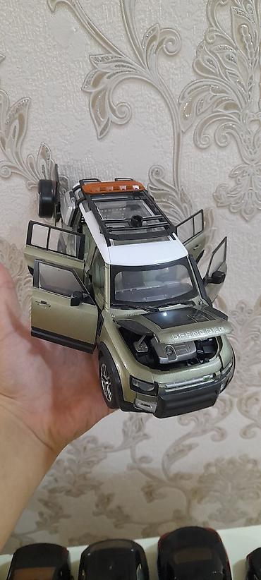 Avtomobil modelləri: 4 ədəd 1:24 Ölçü Səsli və İşıqlıdır Hər yeri açılır Əhmədli Metrosuna — 6