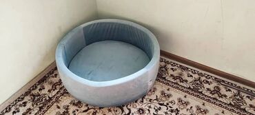 машинки для детей с пультом управления: Мягкий круглый бассейн Bobo Pool светло-голубого цвета. Подходит для