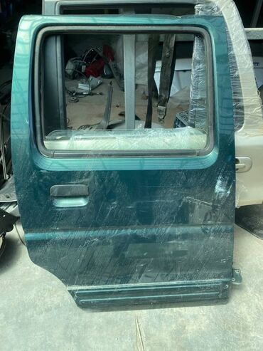 Другие автозапчасти: Дверь Suzuki Wagon R XR 1.3 БЕНЗИН 1998 (б/у) КУЗОВНЫЕ ДЕТАЛИ -