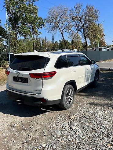 Toyota Highlander: 2018 г., 3.5 л, Автомат, Бензин, Кроссовер