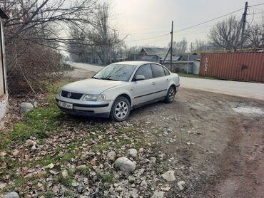 Volkswagen: Volkswagen Passat: 1996 г., 1.8 л, Механика, Бензин, Седан