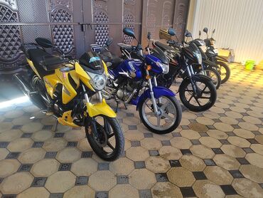 Мотоциклы: Классический мотоцикл Honda, Бензин, Б/у