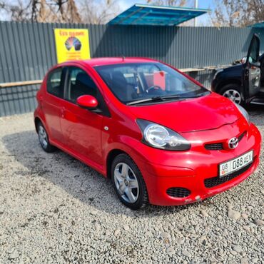 toyota estima 2010: Toyota Aygo: 2010 г., 1 л, Механика, Бензин, Хэтчбэк