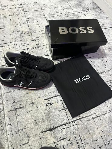 купить зимние кроссовки мужские: Hugo Boss кроссовки оригинал продаю