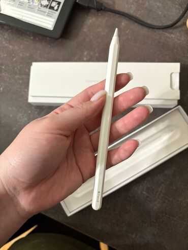 художественный планшет для рисования: Apple Pencil 2 поколение,полностью новый!!!не подошел на наш айпад