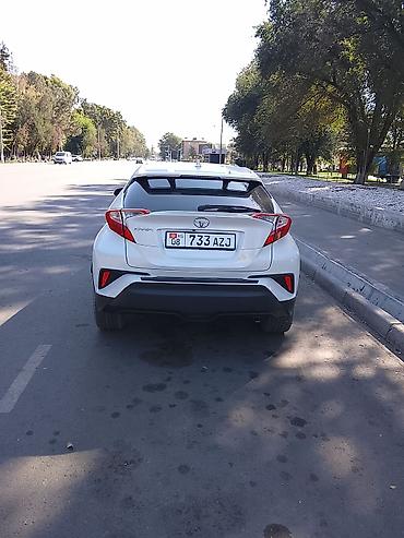 bmw ош: Toyota C-HR: 2018 г., 2 л, Вариатор, Бензин, Кроссовер — 3