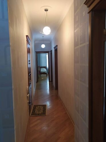 Uzunmüddətli kirayə mənzillər: Memar Əcəmi metrosunun yaxınlığında Yeqanə şadliq evinə yaxın 16 — 2