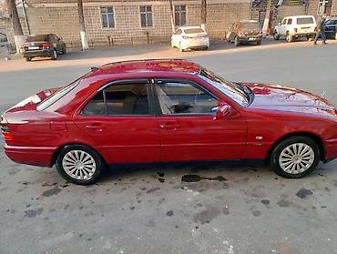mercedes s class 220: Mercedes-Benz C 180: 1.8 l | 1995 il Sedan — 1