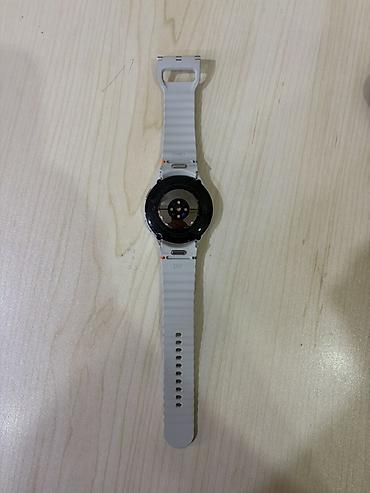saat qutu: Samsung galaxy watch 7 44mm Ter-temizdi cox az istifade olubub qutusu — 2