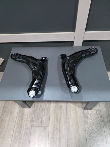 тумбочки на кухню: Toyota Aqua,C kuza,Filder alt çaşqa