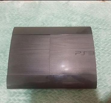 dvd film: Sony PlayStation 3 Super Slim konsol GENCEDE Çox təcili - Model: PS3 — 1