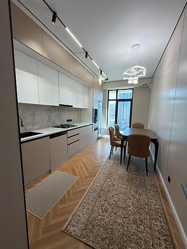 асман резиденс 2 ош: 🏡 СДАЁТСЯ КВАРТИРА В ЖК «ВЕНЕЦИАН» 📍 Район: Асанбай ✨ Свежий ремонт — 6