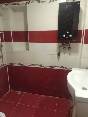 Uzunmüddətli kirayə mənzillər: Azadliq pr Baku elektroniks Idrak litseyin yani 5 mertebenin 1 ci -da lalafo.az — 3 Uzunmüddətli kirayə mənzillər: Azadliq pr Baku elektroniks Idrak litseyin yani 5 mertebenin 1 ci — 3