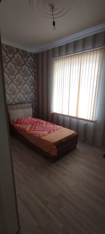 Həyət evləri və villaların satışı: Xəzər rayonu Buzovna qəsəbəsində ümumi sahəsi 9 sot kupçalı 3 otaqlı — 2