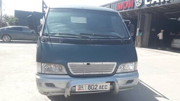 машина шаран: Ssangyong Istana: 1999 г., 2.5 л, Механика, Дизель