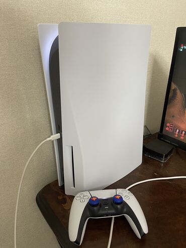 купить бу компьютер игровой: Продаю свою PlayStation 5 с дисководом Модель Fat, последняя ревизия 3