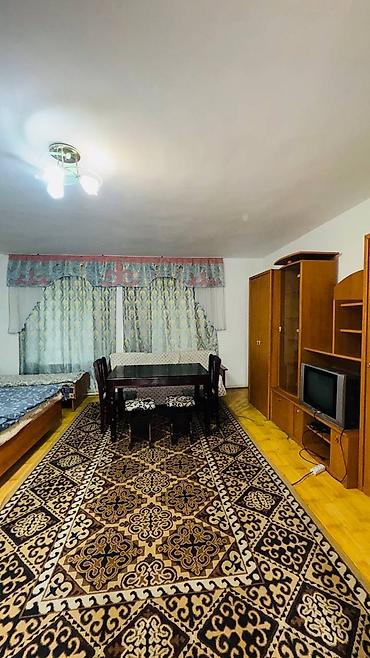 Гостиницы, отели (Посуточная аренда комнат): Гостевой дом на Иссык-Куле. В центре Чолпон -Аты. Близко до — 25