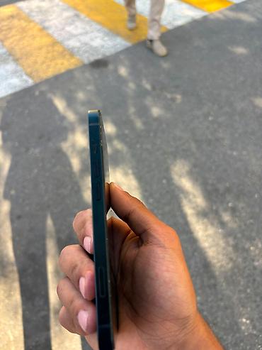 adapter iphone: IPhone 13, 128 GB, Midnight, Face ID — 4