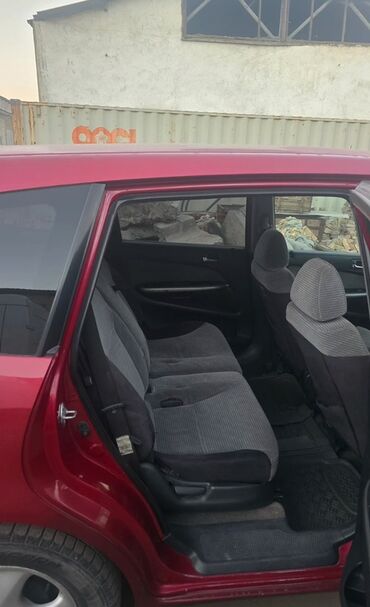 Honda: Honda Stream: 2001 г., 1.7 л, Автомат, Бензин, Универсал — 6