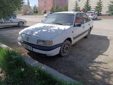 фольцваген пассат b 3 1993г: Volkswagen Passat: 1989 г., 1.8 л, Механика, Бензин, Седан