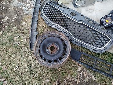 Решетки радиатора: Решетка радиатора Kia — 8