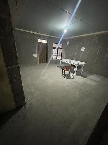 xirdalan ev satisi: Satılır: həyət evi unvan mastaga - Ümumi: həyət daxilində ayrıca — 3