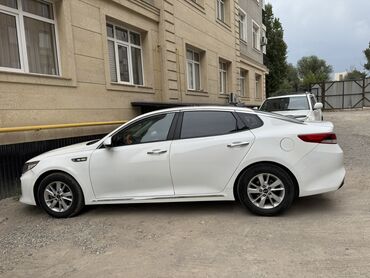 самая дорогая машина в кыргызстане: Kia K5: 0.2 - engine capacity л, Газ