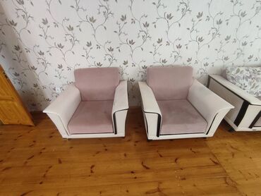 Divan və kreslo dəstləri: 2 ədəd divan və 2 ədəd kreslo mövcuddur. Ölçüləri aşağıdakı kimidir — 9