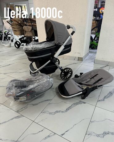 bene baby коляска: Коляска, цвет - Серебристый, Новый