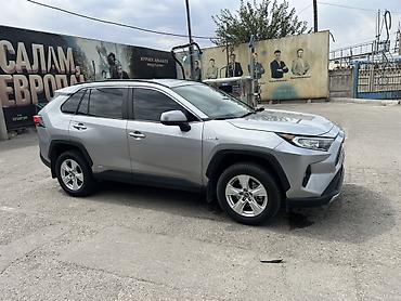 Toyota: Toyota RAV4: 2019 г., 2.5 л, Автомат, Гибрид, Кроссовер — 2