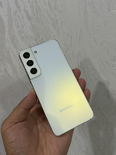 гелек: Samsung Galaxy S22, Колдонулган, 256 ГБ, түсү - Ак, 2 SIM — 5